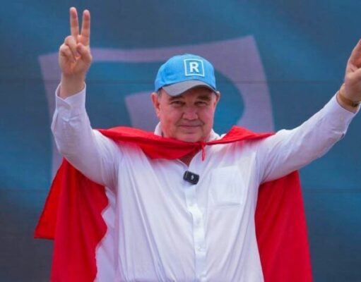 RAFAEL LOPEZ ALIAGA, EL PERÚ ESTÁ DESTINADO A SER GRANDE